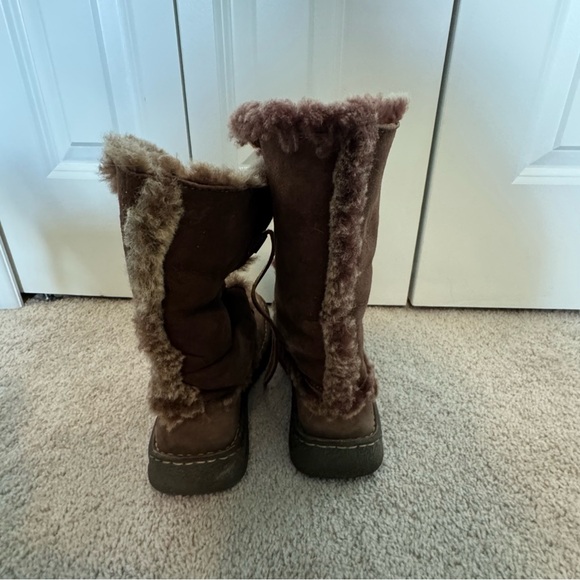 BORN women's fuzzy winter boots - Picture 4 of 12